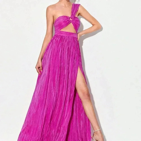 Red Violet Sexy Women's One Shoulder Ring Ruched Front Cut Out Split Thigh Dress - Picture 4 of 6